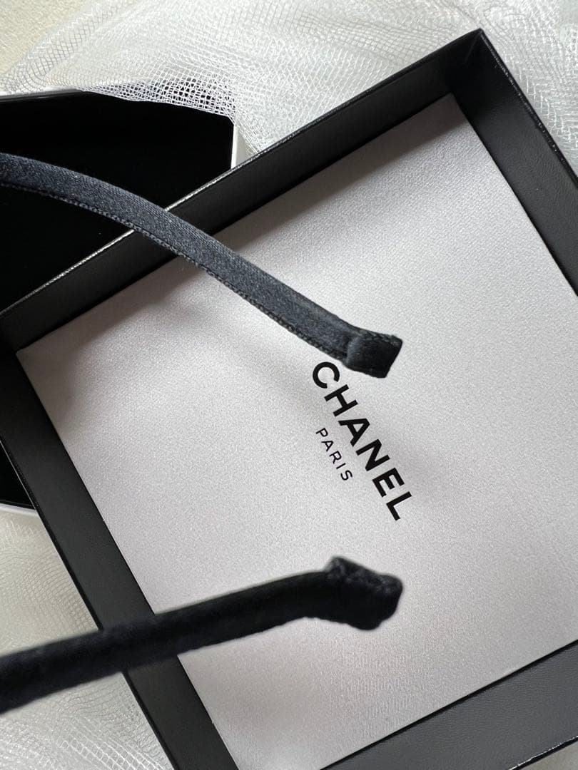 【正規品・美品】CHANEL カメリア&リボンモチーフカチューシャ