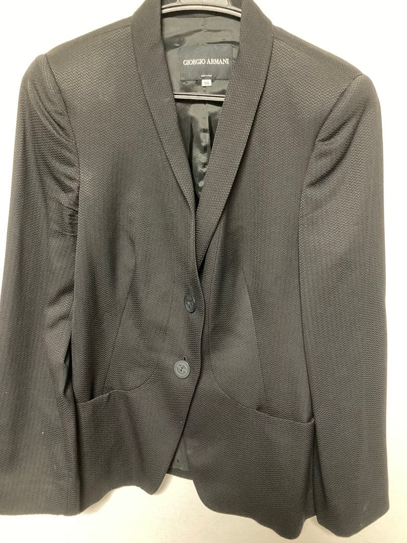 Giorgio Armani 黒ジャケット サイズ38