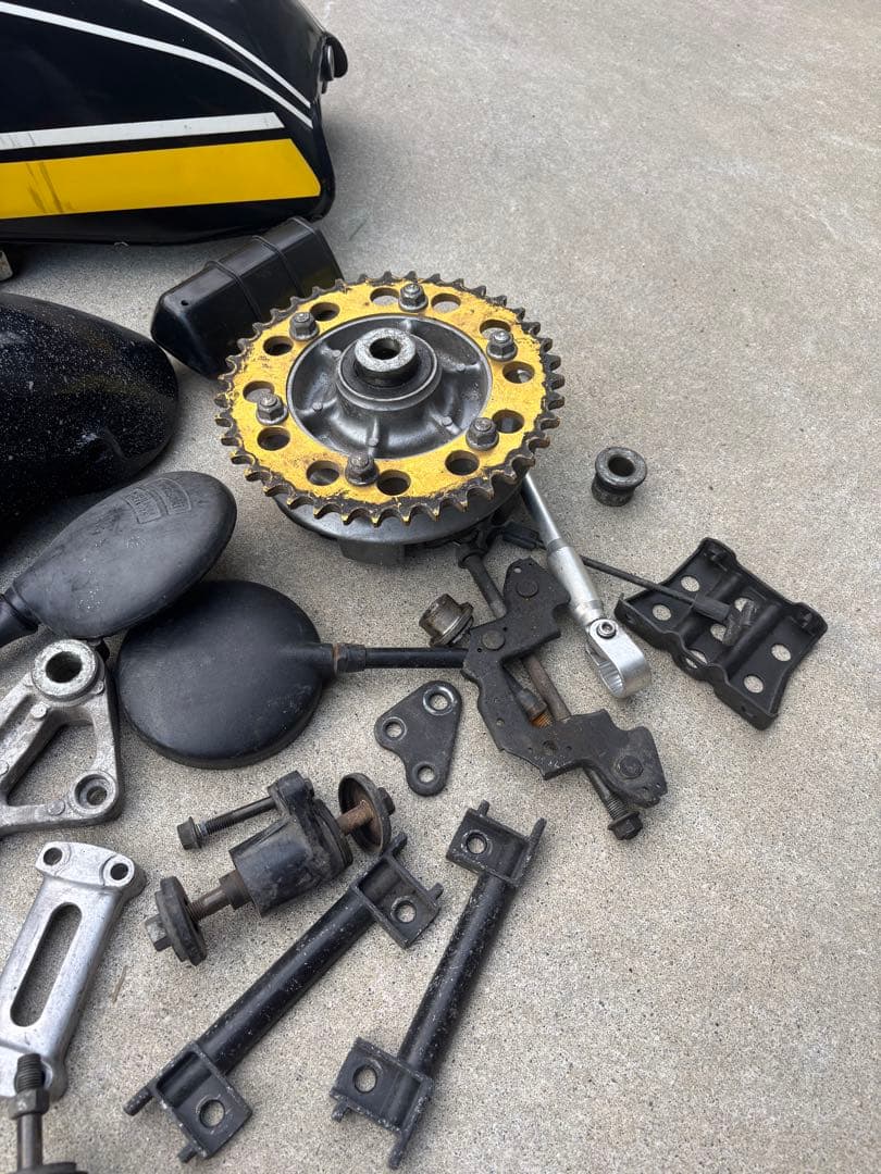 ゼファー　750 多分rs タンク　z2テールカウル　フェンダー