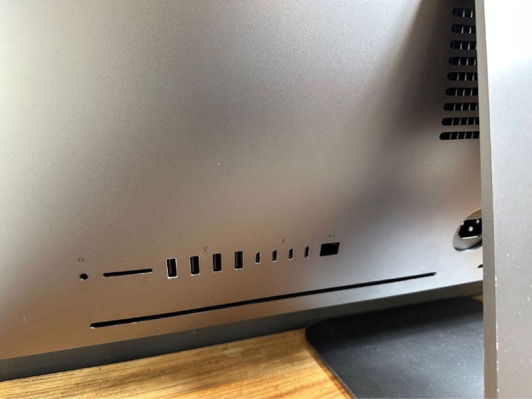 美品/iMacPro 2017/Retina 5K 27inch/CJ111-3