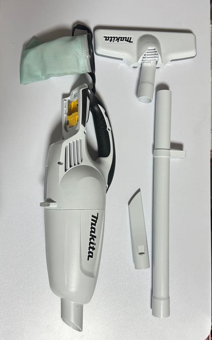 Makita 18V カプセル式 CL181FD 充電式掃除機