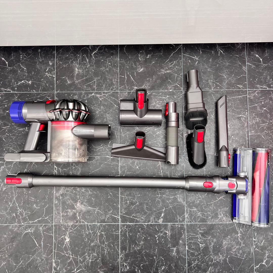 ダイソン　sv10 コードレスクリーナ　 掃除機 dyson 付属品有り　V8
