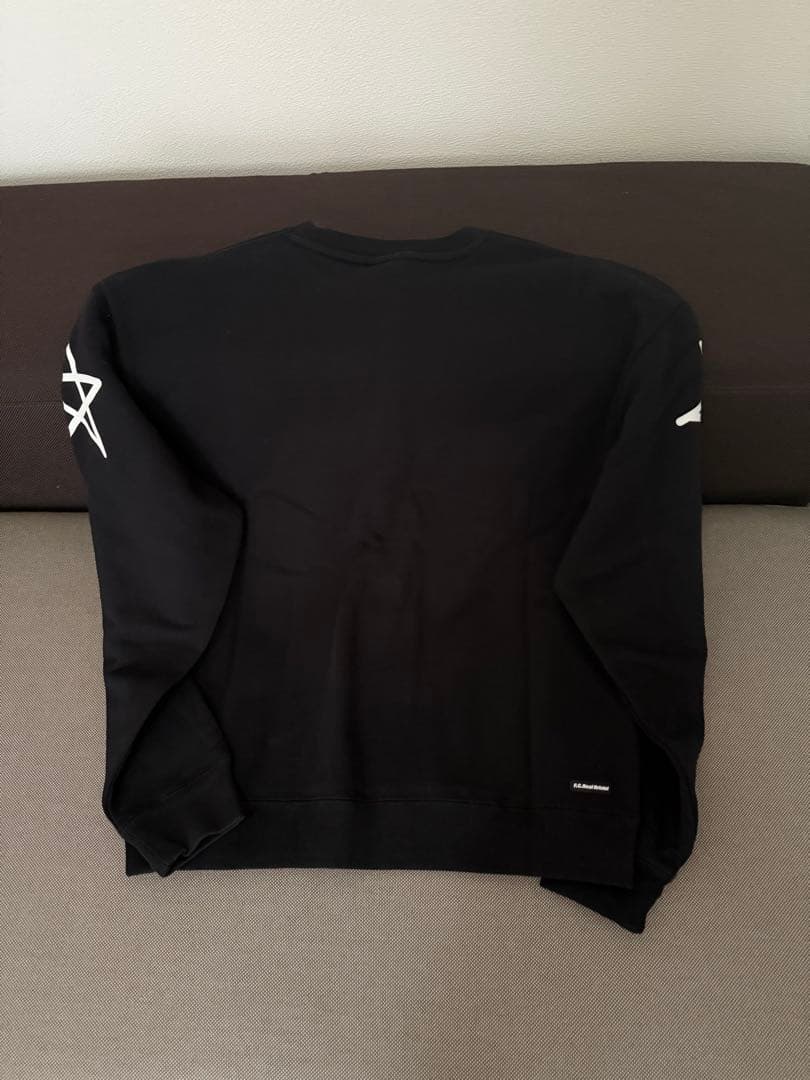 トップス F.C.Real Bristol STAR CREWNECK SWEAT S