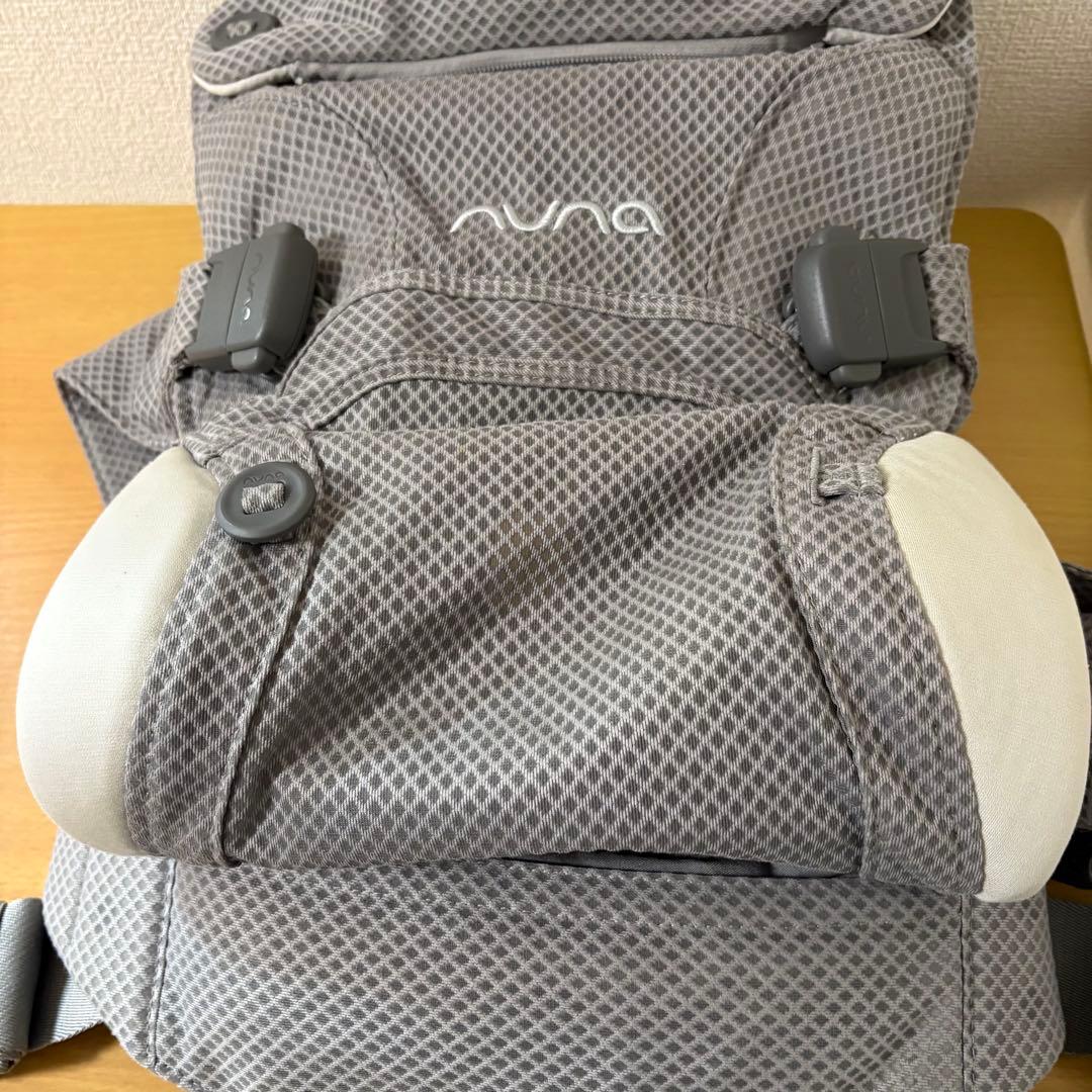 nuna ヌナ カドルクリック 抱っこ紐 グレー