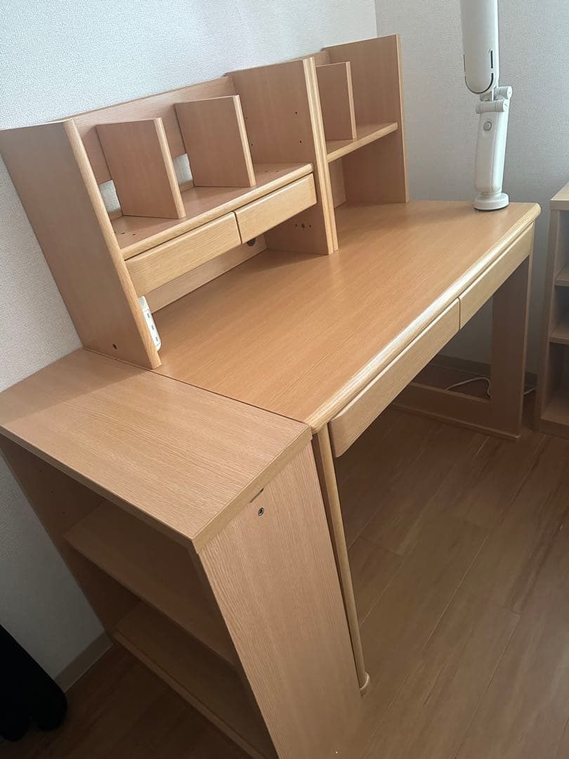 M　机と机上の棚　現地引き取り