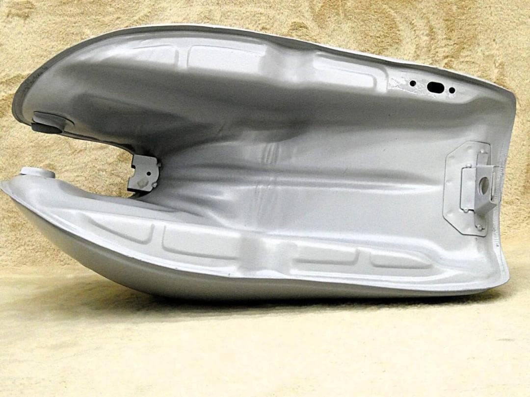 ＧＳ４００タンク　サフ/②塗装用 フューエルタンク