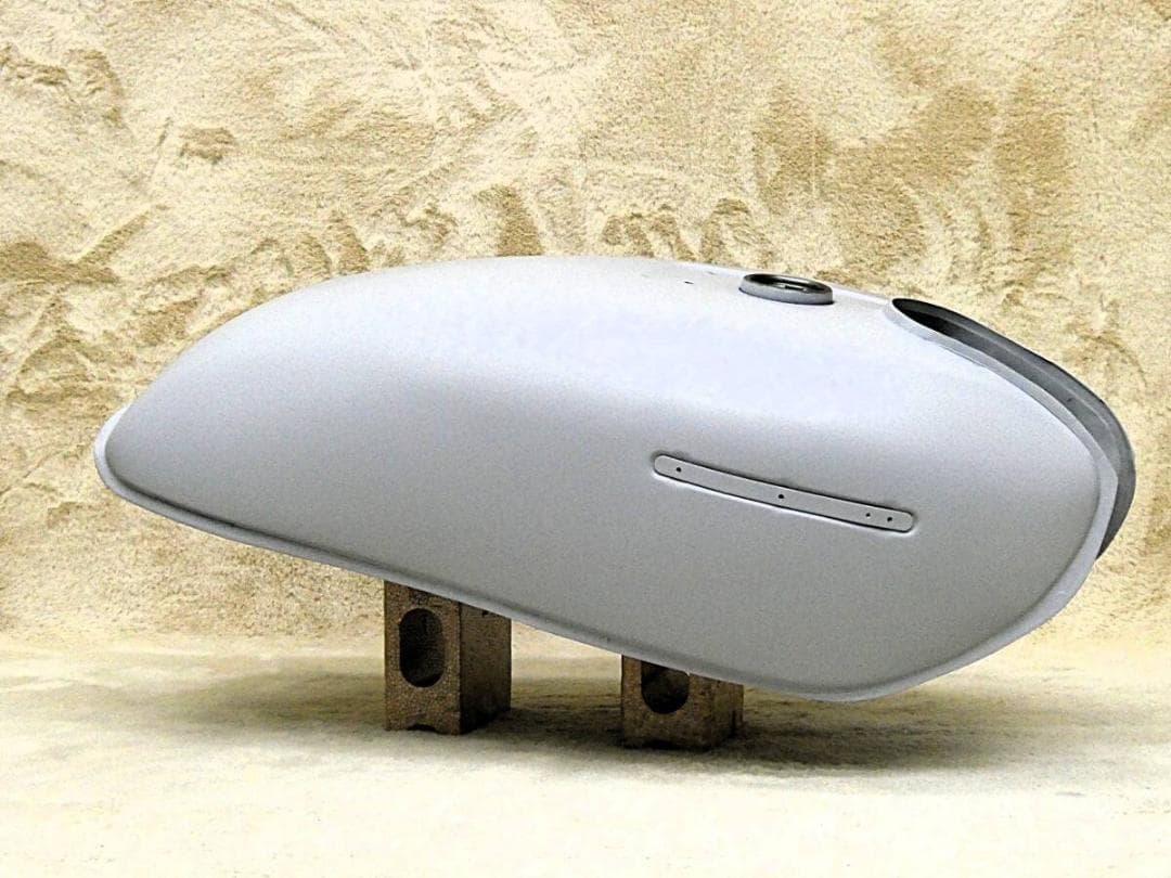 ＧＳ４００タンク　サフ/②塗装用 フューエルタンク