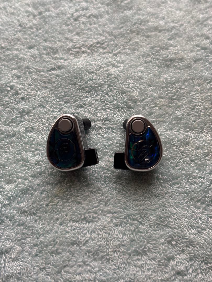 64 AUDIO (シックスティーフォーオーディオ) Nio