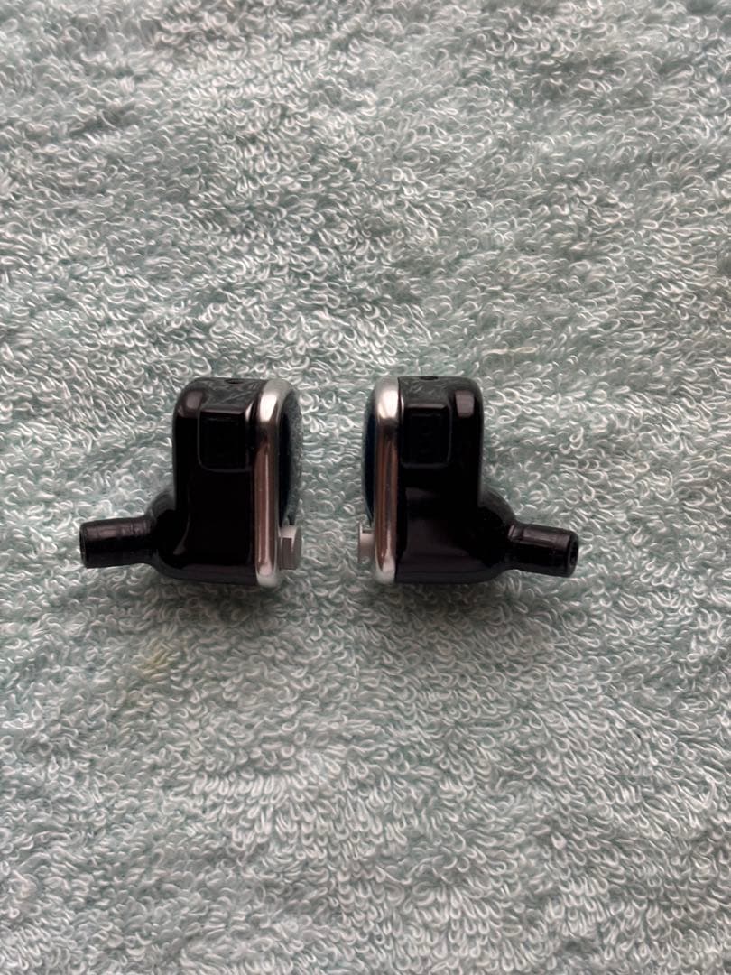 64 AUDIO (シックスティーフォーオーディオ) Nio