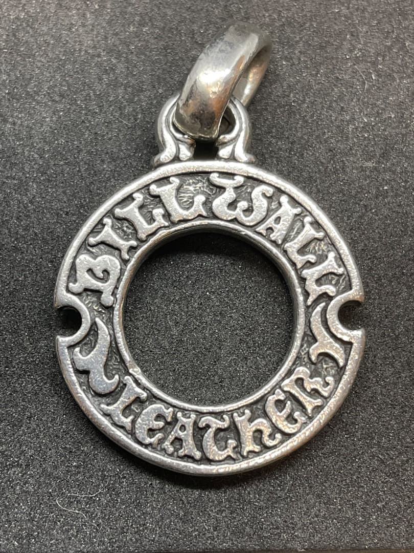 チャーム Bill Wall Leather