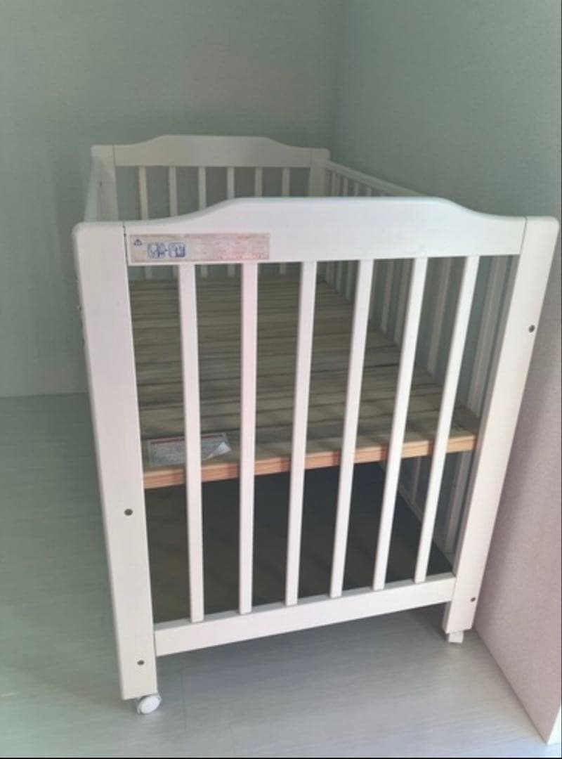 【人気】KATOJI ハイシート ベビーベッド 収納付き ホワイト