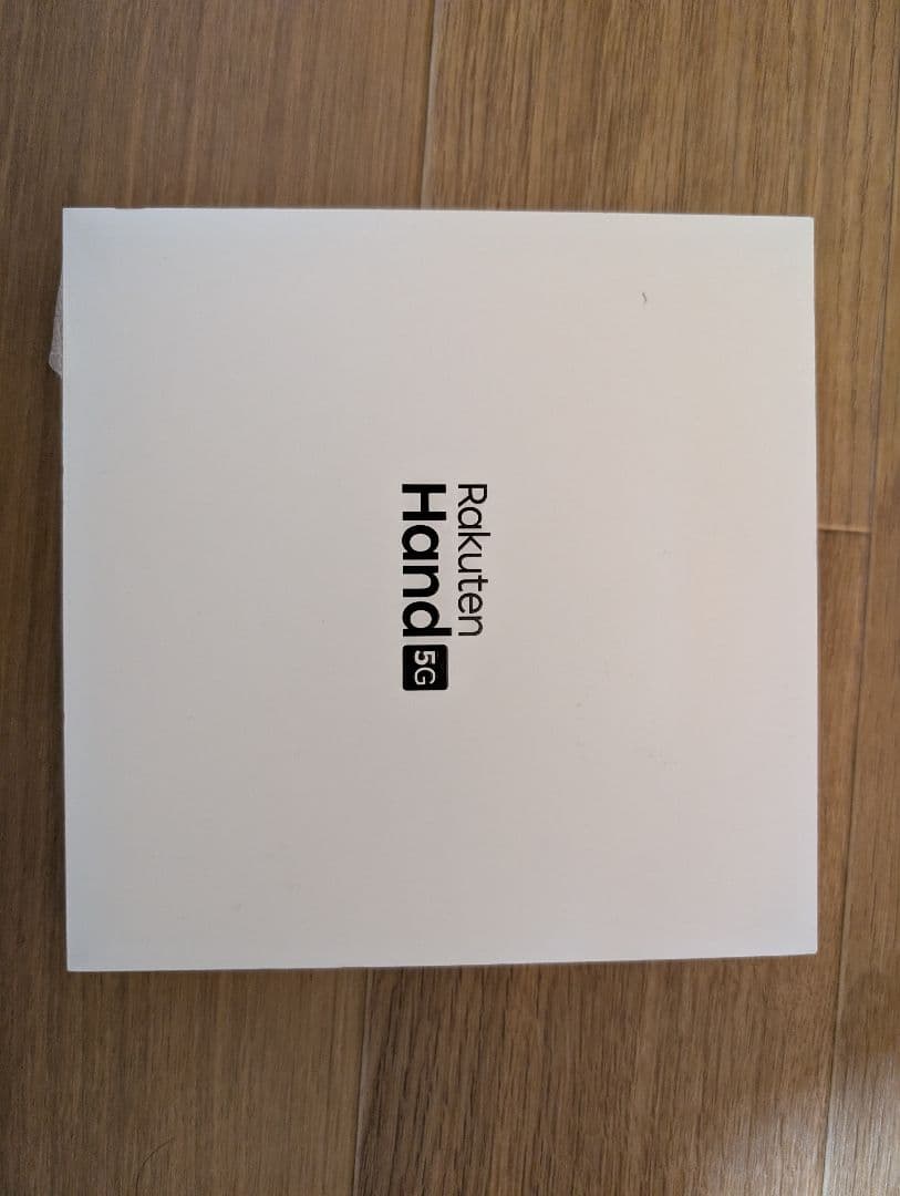 Rakuten Hand 5G 本体