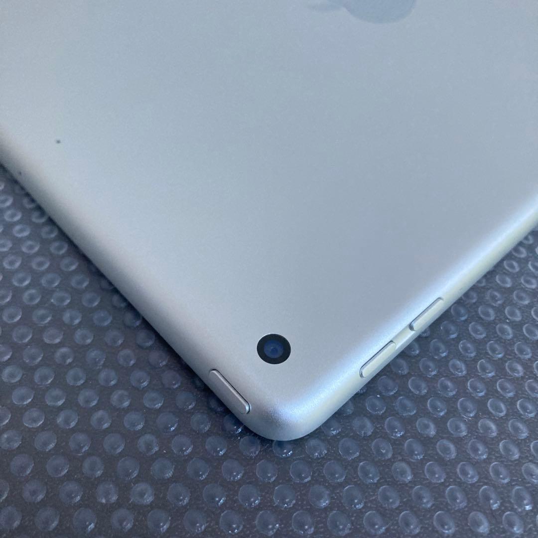 190 電池ほぼ新品☆比較的美品☆iPad6第6世代 32GB WIFIモデル☆