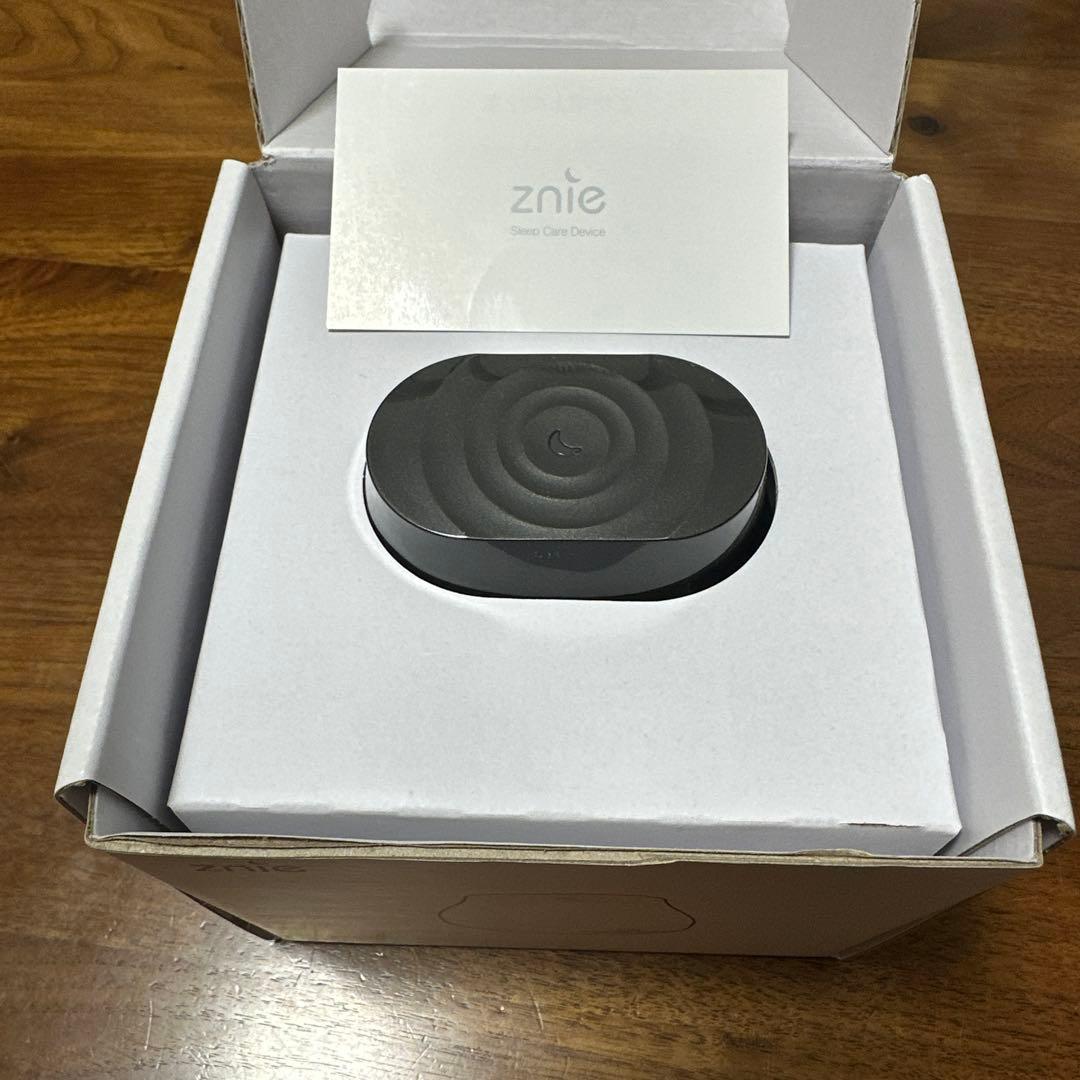 Znie lite P-100 ブラック 睡眠グッズ　【新品未使用品】