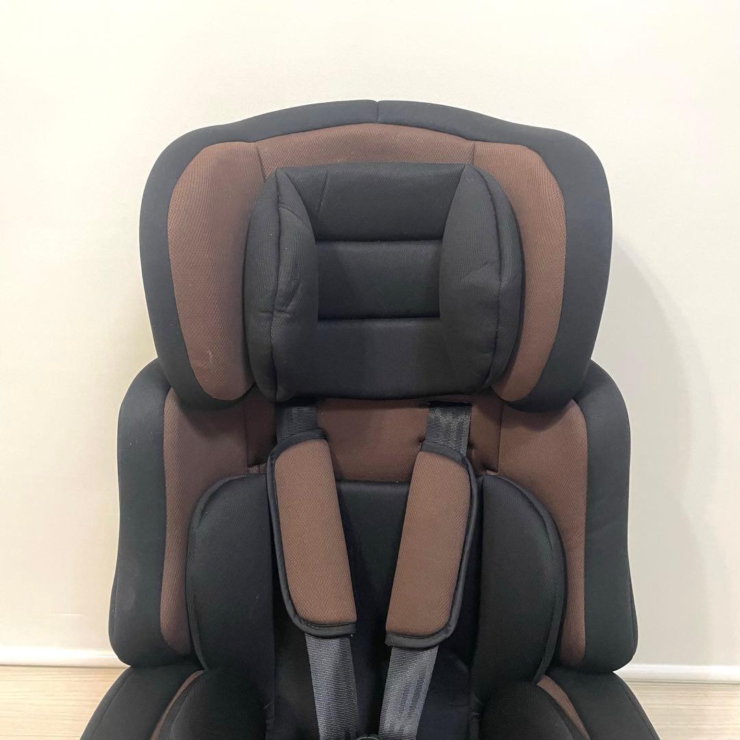 ネビオ‼︎ジュニアシート✨全国送料無料‼️清掃済み✨1歳から11歳まで使える‼️