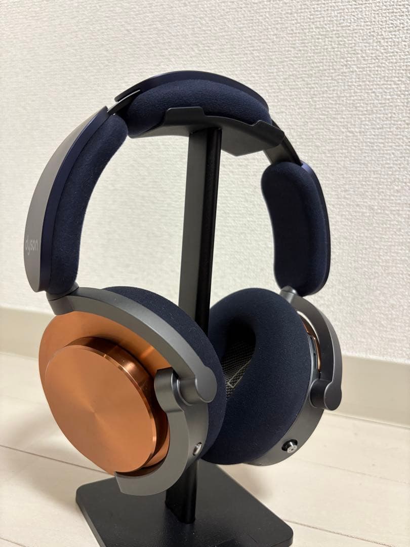 Dyson OnTrac ヘッドホン CNC コッパ―