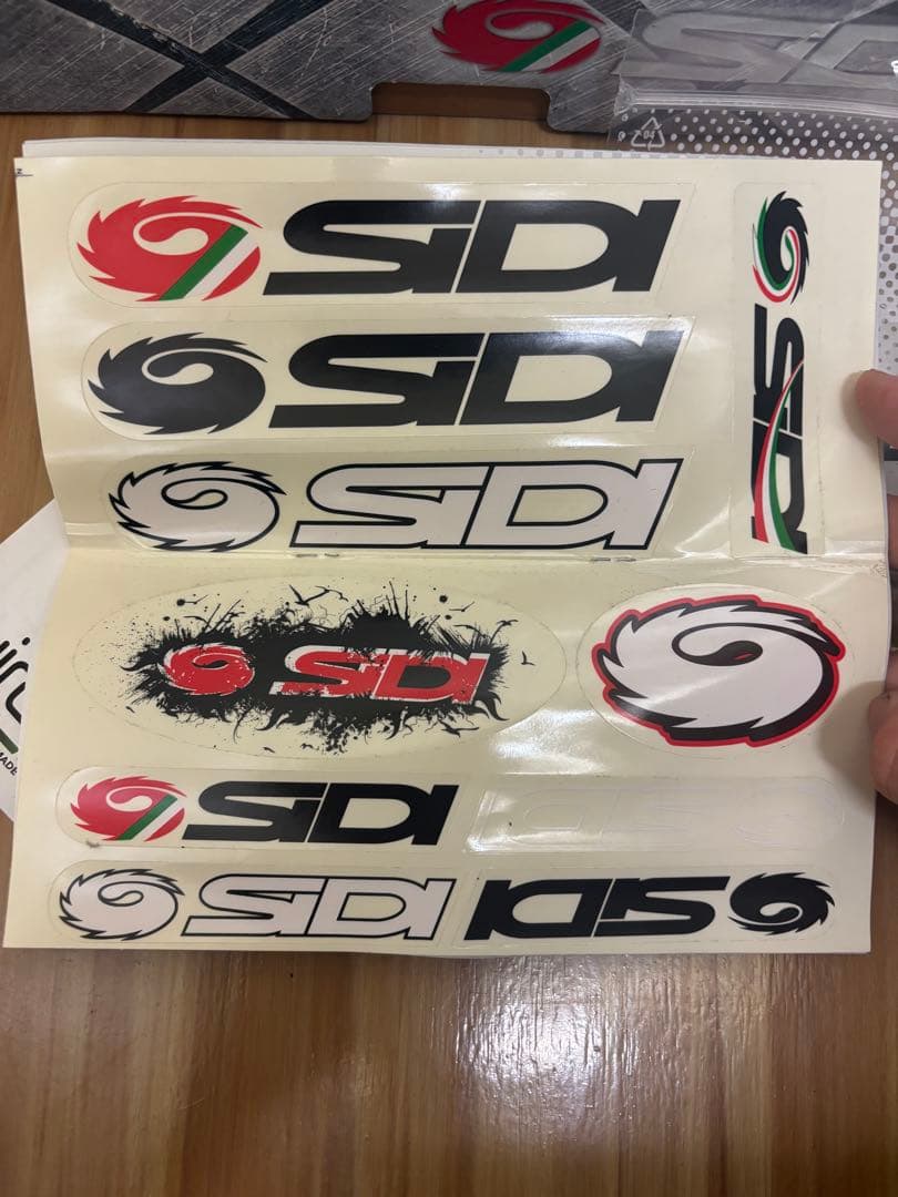 SIDI WIRE Carbon Composite Vernice 日本限定