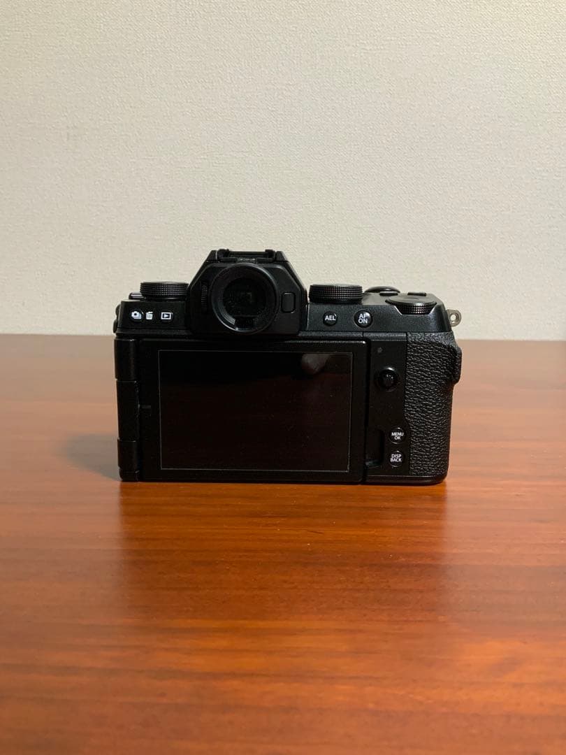 【付属品完備】Fujifilm X-S10 ミラーレスカメラ　美品