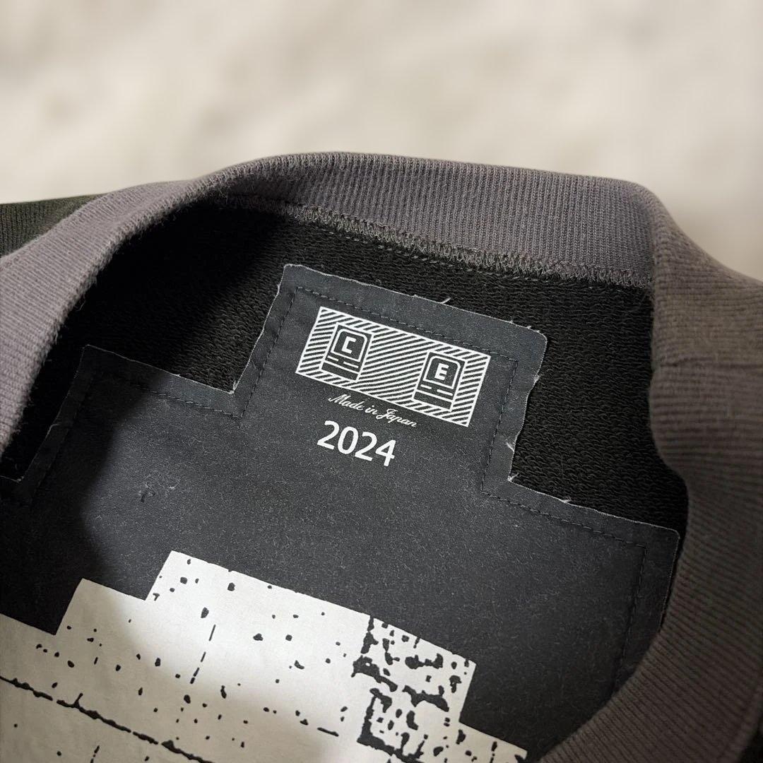 C.E(シーイー) \"PANEL SHOULDER CREW NECK\"