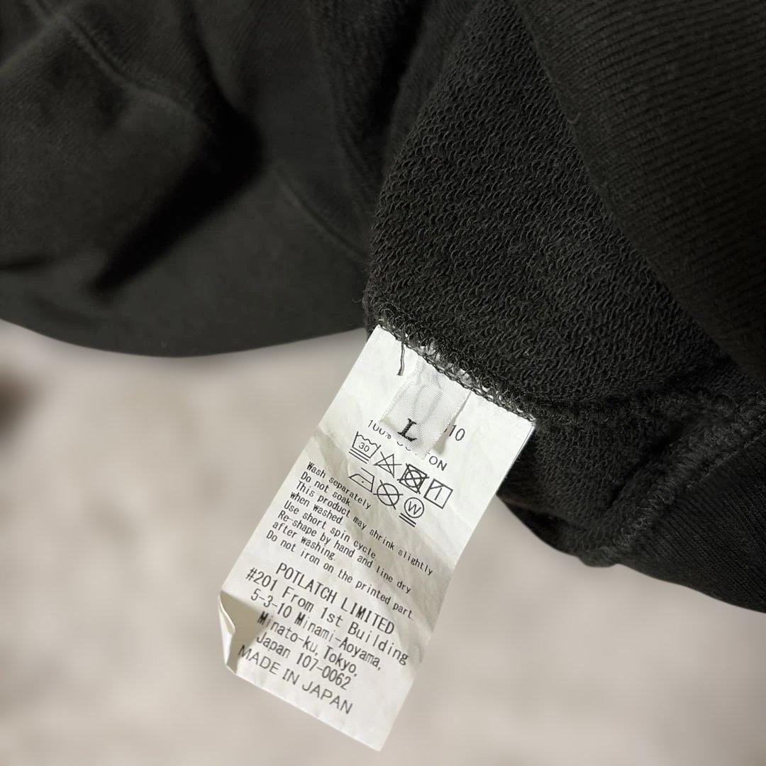 C.E(シーイー) \"PANEL SHOULDER CREW NECK\"