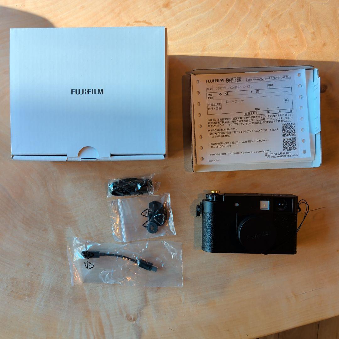 FUJIFILM X half ブラック スキンシール＋ソフトシャッターカスタム