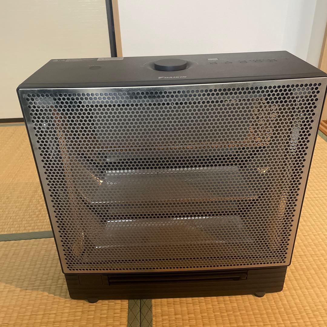 DAIKIN ハイブリッドセラムヒート 遠赤外線暖房機 2023年製