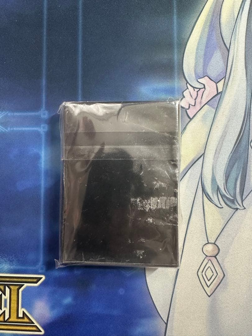 遊戯王　白銀の城のラビュリンス　中国大会限定　未開封スリーブ 70枚