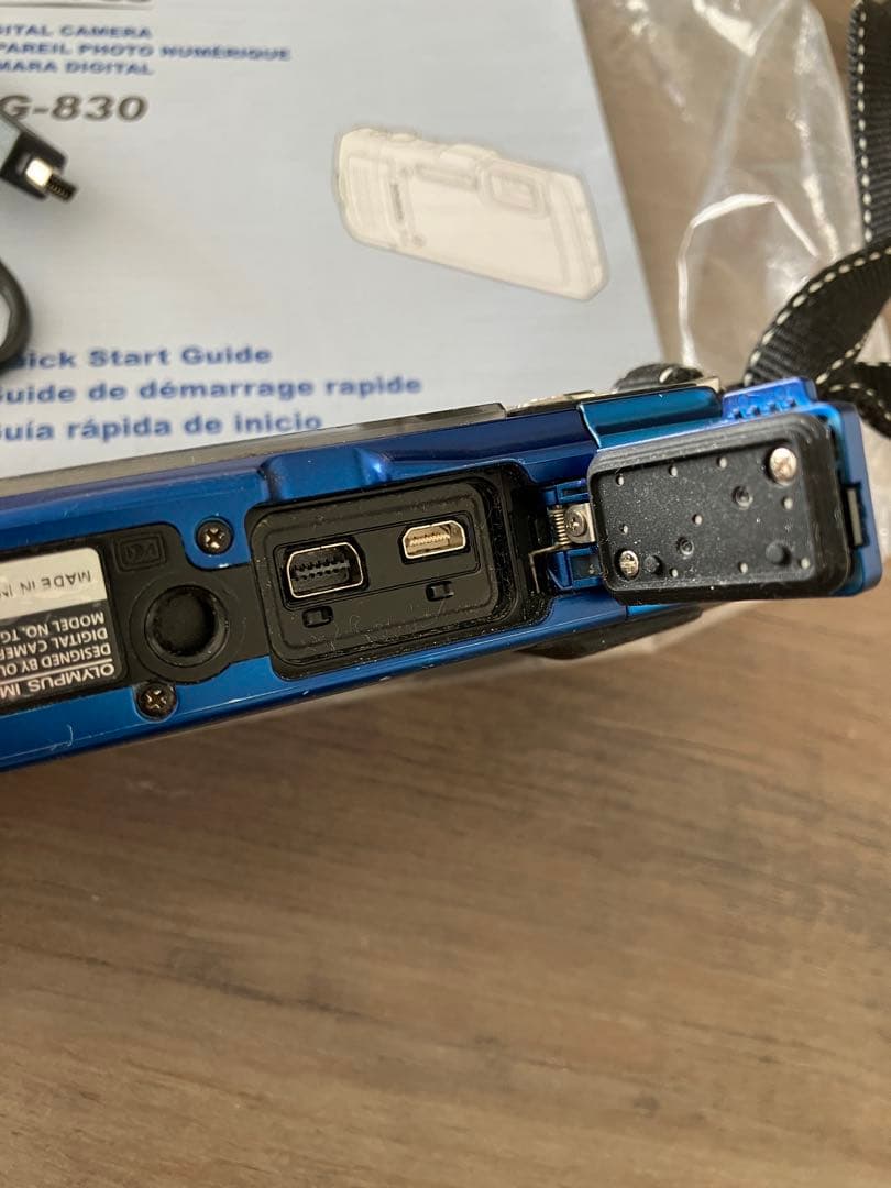 防水　OLYMPUS 「Tough 」デジタルカメラ