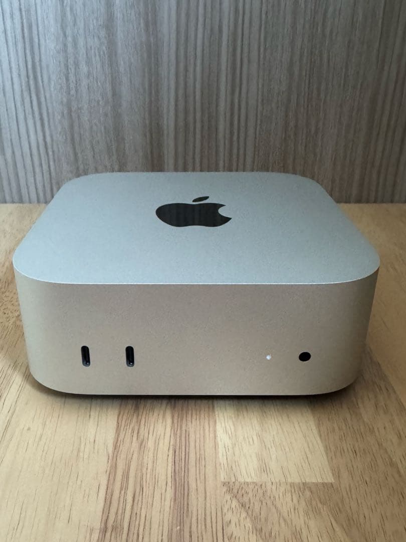 【美品】M4チップ搭載Mac mini