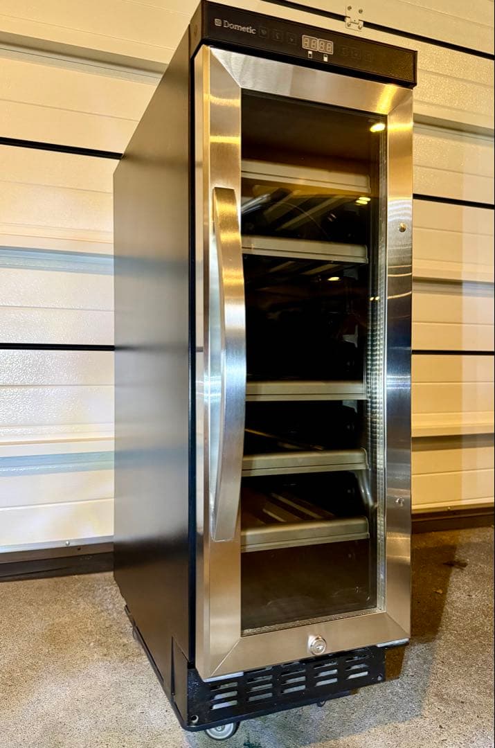 Dometic D15 ワインセラー 57L ／Dometic Ma Cave