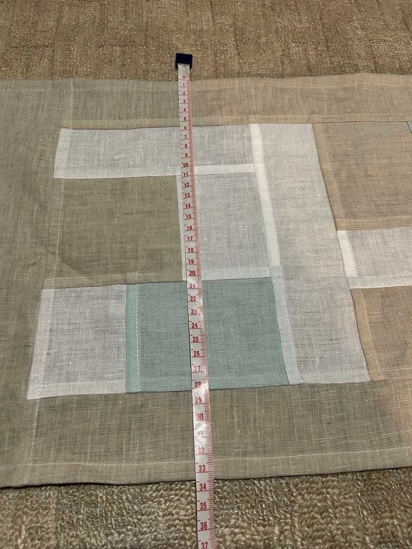 「かすみページです！！！」生成色とオフとペパーミントのポジャギ