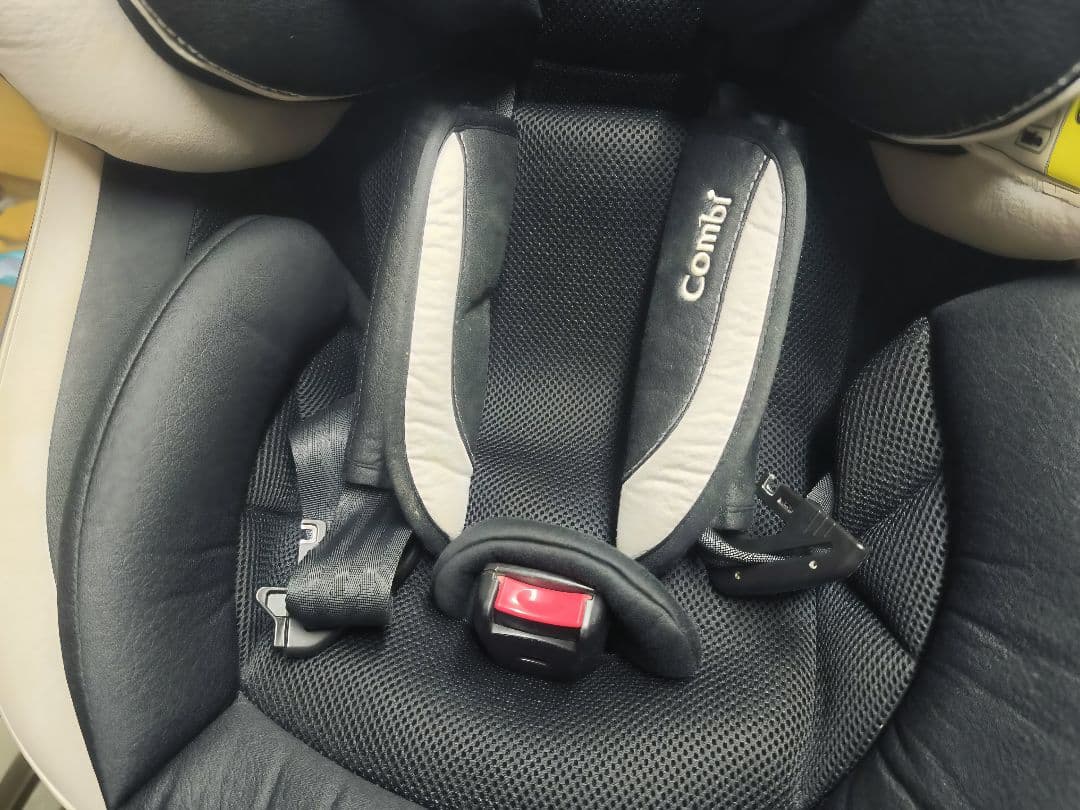 コンビ Combi ネルームエッグショック 美品 新生児～ 禁煙・ペット無し