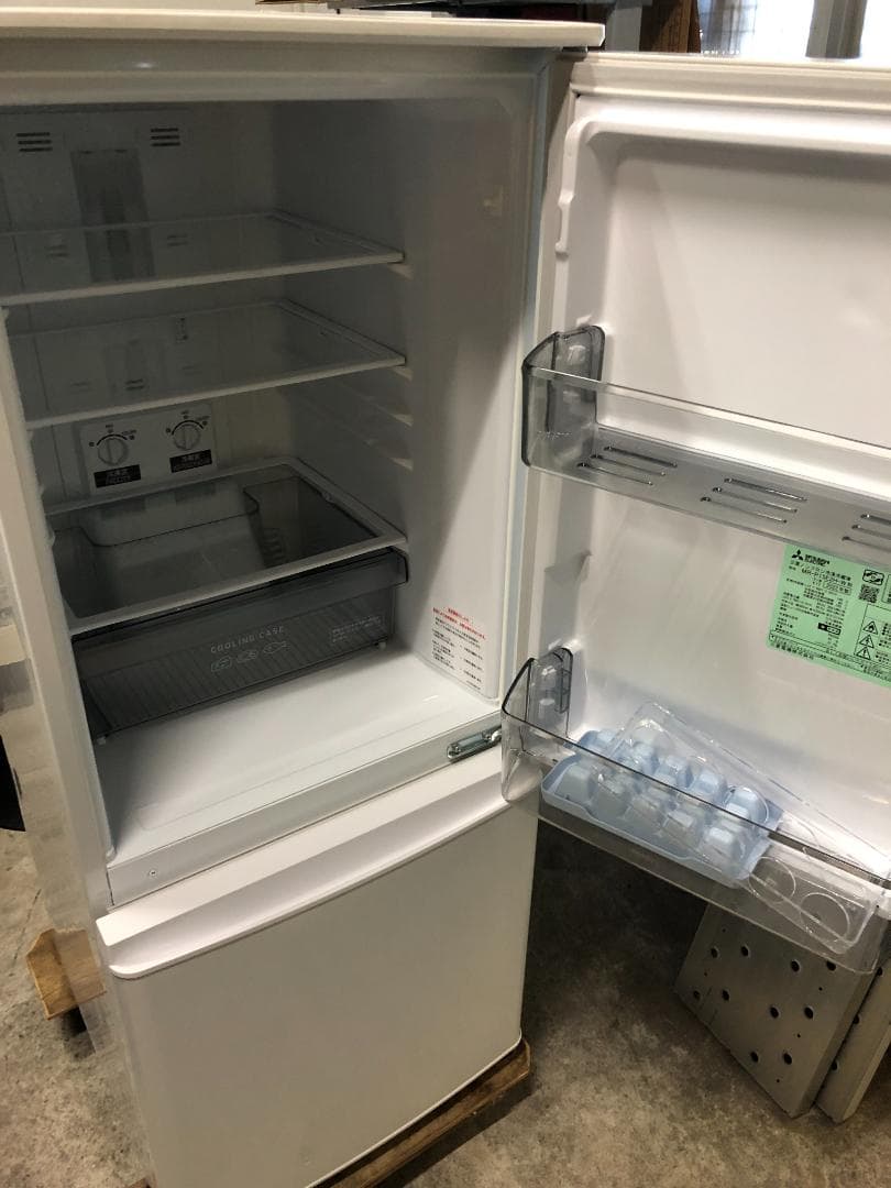 三菱　2ドア冷蔵庫　2022年モデル　146ℓ