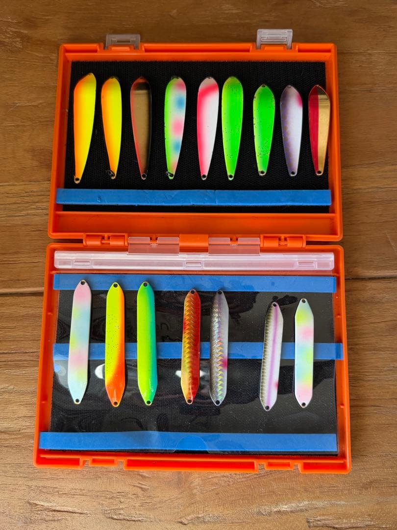 プロビア・MTレイクス　スプーンセット 20個 その他ルアー・オレンジケース付き