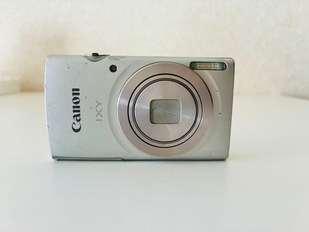 Canon IXY 200 シルバー コンパクトデジタルカメラ　ジャンク