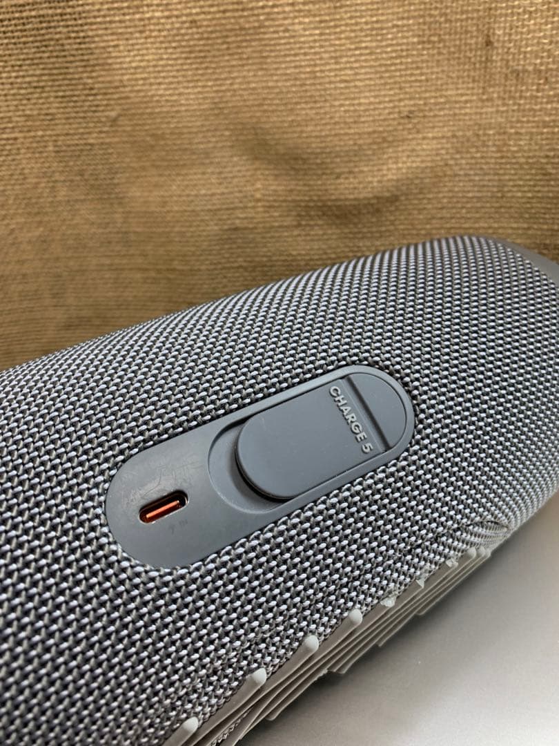 ☆JBL Charge 5モバイルバッテリー付ワイヤレススピーカー☆