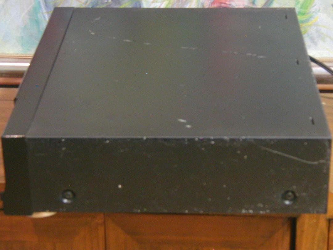 ★SONY CDP-M59 CDプレーヤー。￥24,800動作良好　キズ多い。