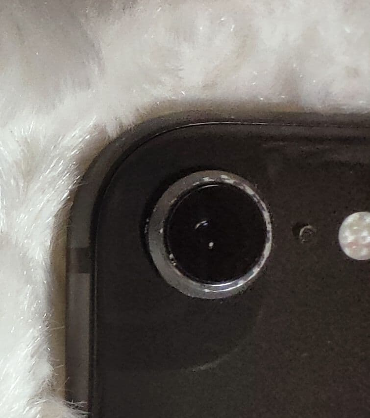 iPhone 8 本体 ・ simフリー ・ 64GB・ 中古