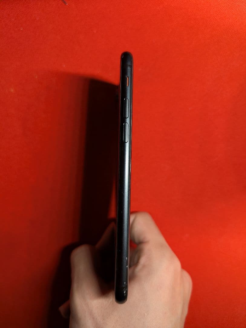 Apple iPhone SE2 本体