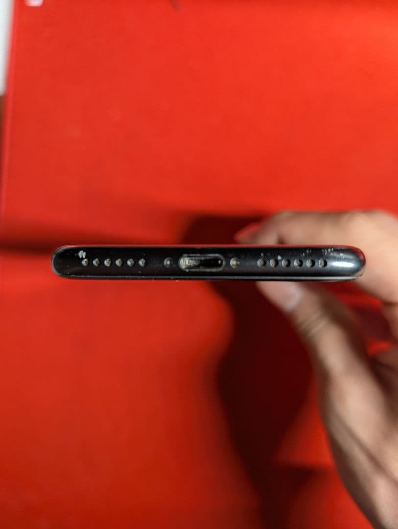 Apple iPhone SE2 本体