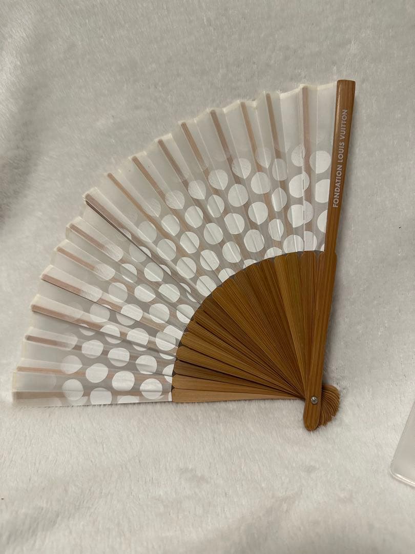 新品　未使用　ルイヴィトン　扇子　限定品
