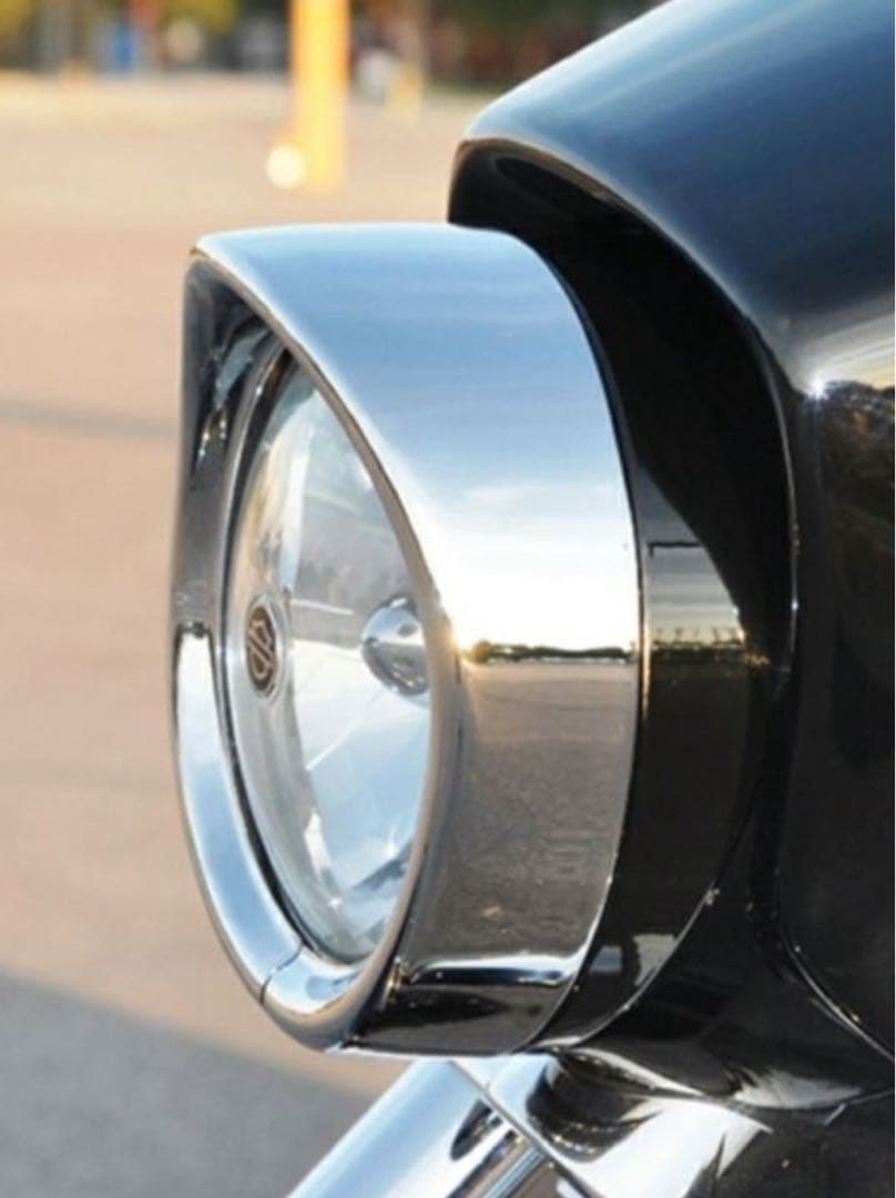 新品　ハーレー　ヘッドライト・レイクベゼル ブラック　FLH ツーリング　MC