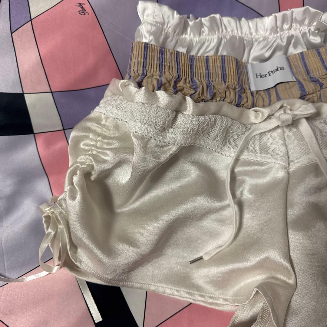 litmus Her Praha Irene キルティング ショートパンツ