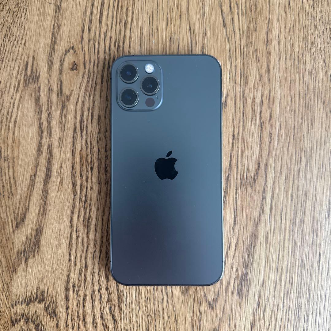 iPhone12pro 256GB グラファイト　純正ケーブル2本付き　傷なし
