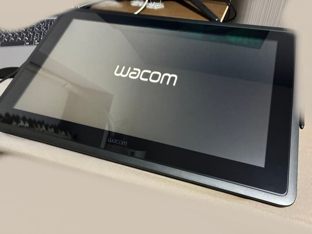 Wacom Cintiq 22 FHD DTK2260K1D 箱無し フィルム付