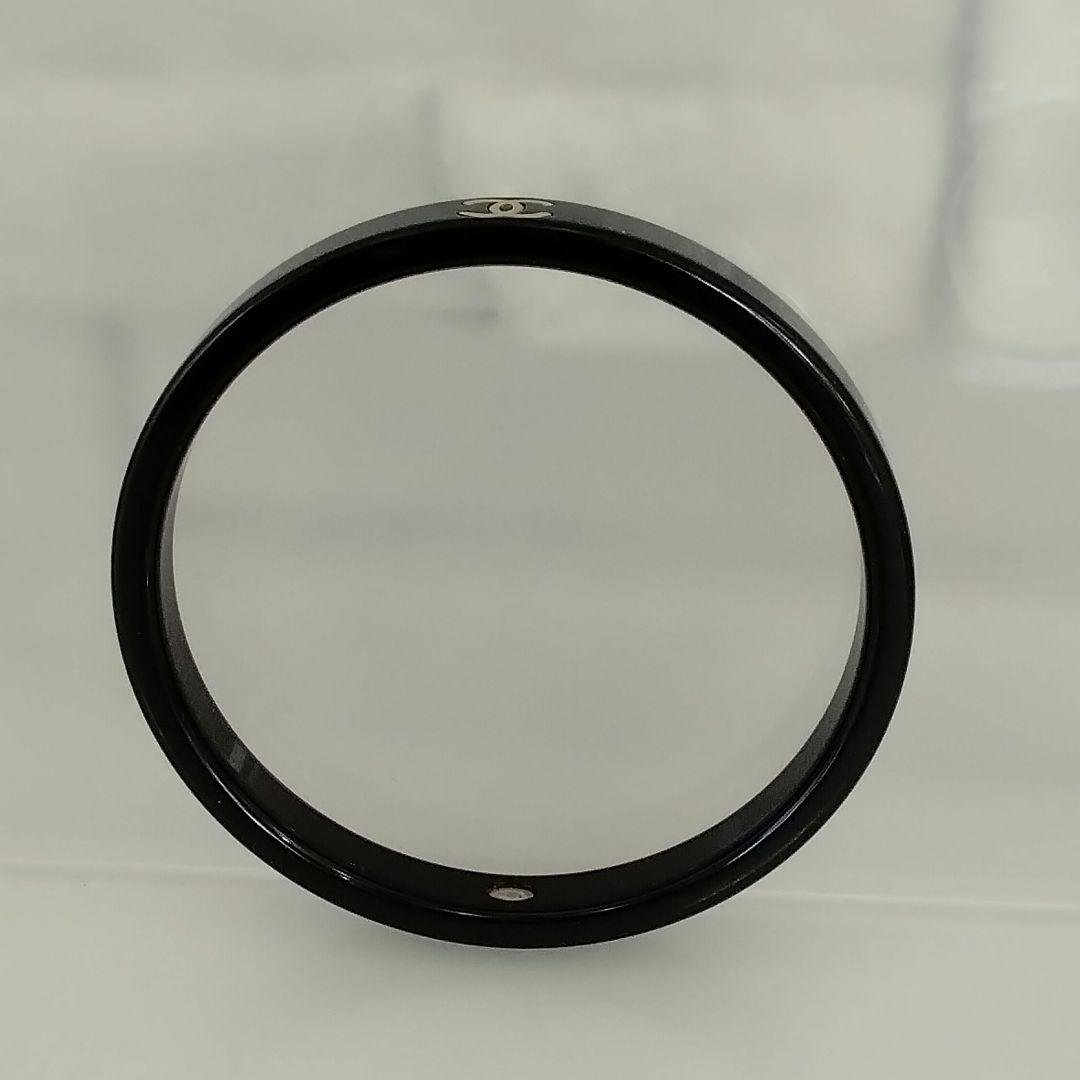 CHANEL　ココマークプラバングル　2011年モデル　　中古品