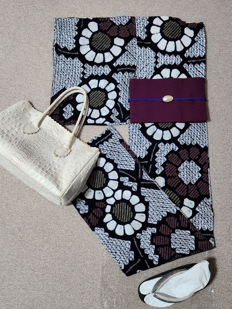 ★有松鳴海絞り★大きな花柄の浴衣