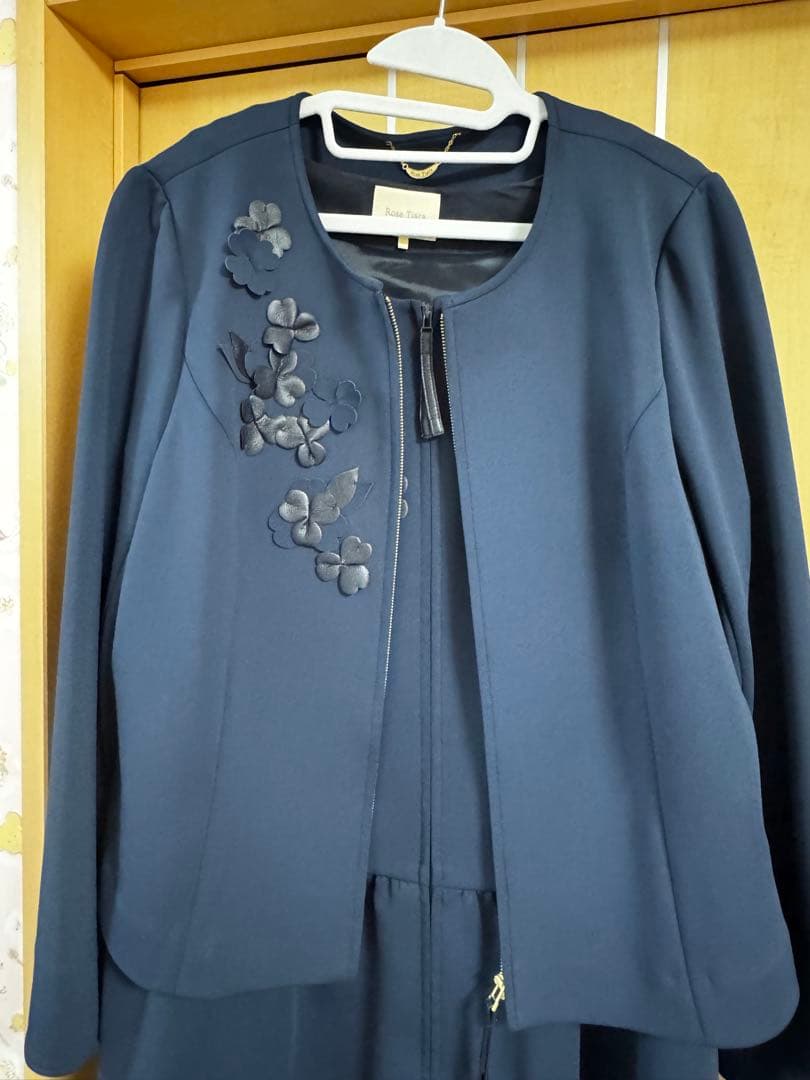 Rose Tiara 3Dフラワーモチーフ　ジャケット ワンピース 42