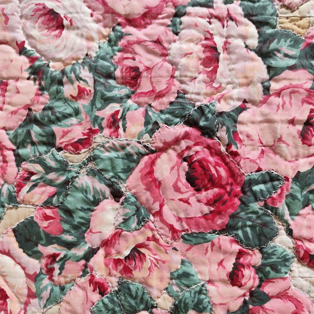 パッチワークタペストリー「バラの花園」