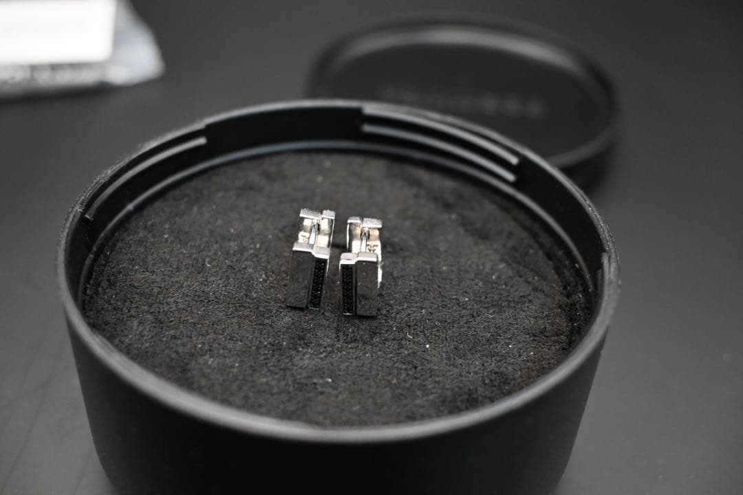 アクセサリー Step Huggies Black Spinel TOM WOOD